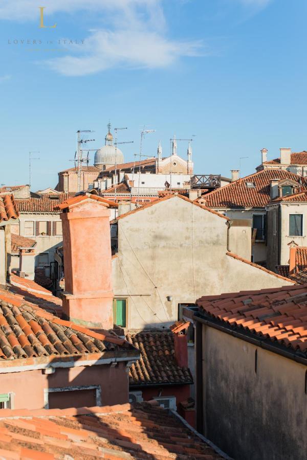 Loversinitaly Romantic Apartments - Altana And Jacuzzi Venedig Exterior foto