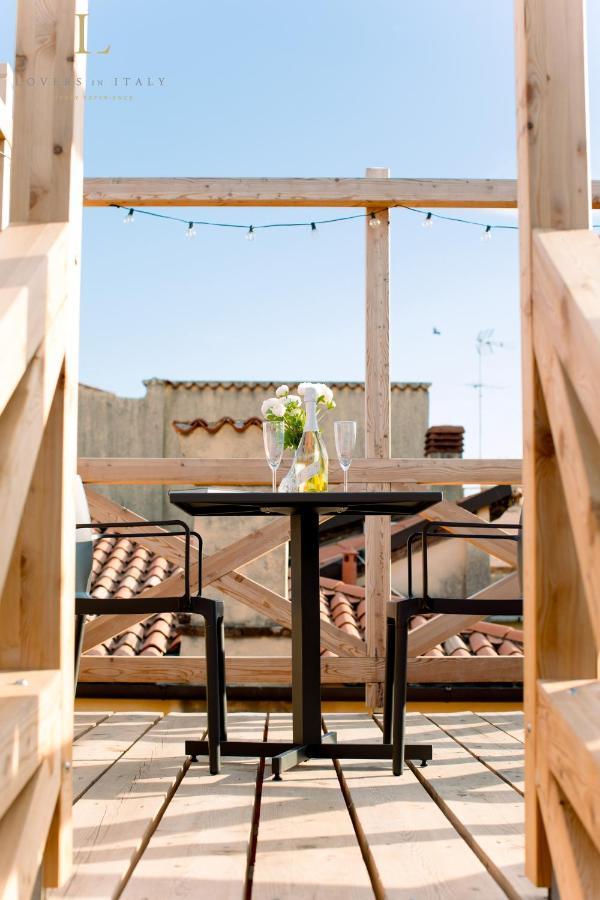 Loversinitaly Romantic Apartments - Altana And Jacuzzi Venedig Exterior foto