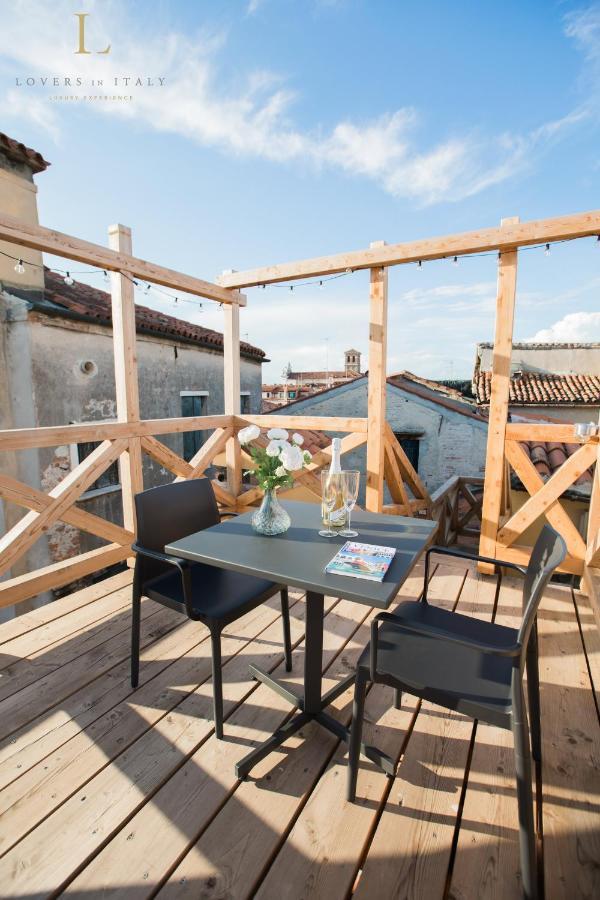 Loversinitaly Romantic Apartments - Altana And Jacuzzi Venedig Exterior foto