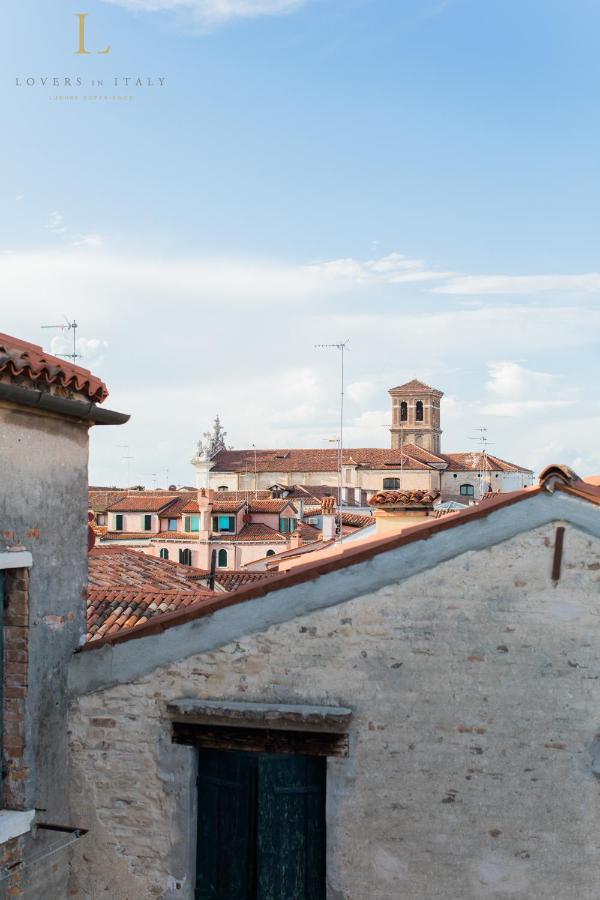 Loversinitaly Romantic Apartments - Altana And Jacuzzi Venedig Exterior foto